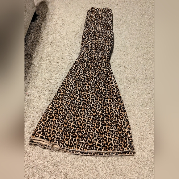 We The Free- Leopard "Float On" Bell bottoms size 31 GUC - Picture 3 of 12